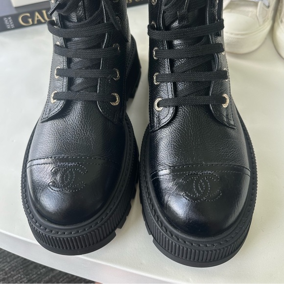 CHANEL
2023 Interlocking CC Logo Combat Boots - Picture 2 of 16